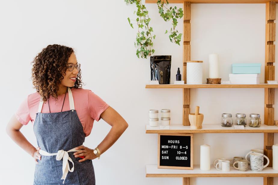 Aprons & Oven Mitts
